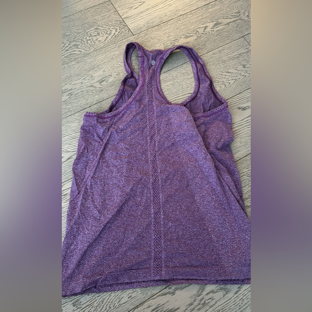 Lululemon tank top